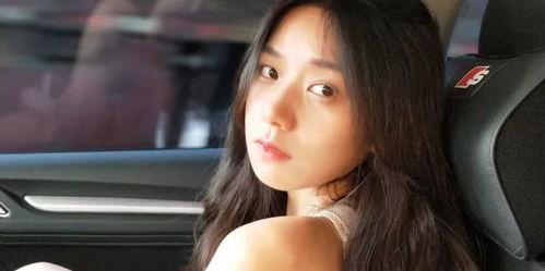 网红舔瓶盖的小仙女,引发网友热议