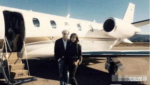 飞机失落明星保佑