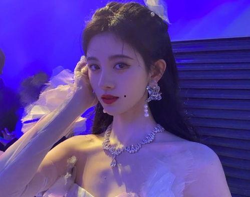 黄晓明鞠婧祎吃瓜,娱乐圈新瓜爆不停